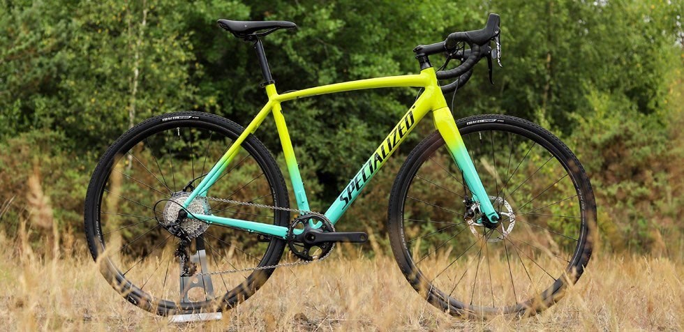 https://www.tredz.co.uk/Assets/Images/UserPages/content-images/guides-reviews/reviews/cyclocross-bikes/specialized-crux/2019-specialized-crux-main.jpg