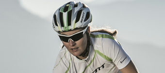 Women's road clothing